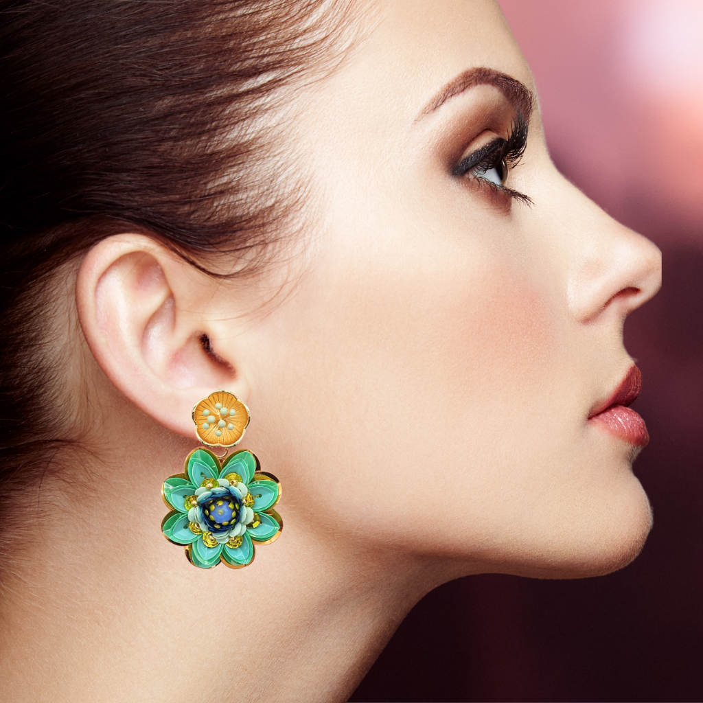 Dahlia and a Buttercup