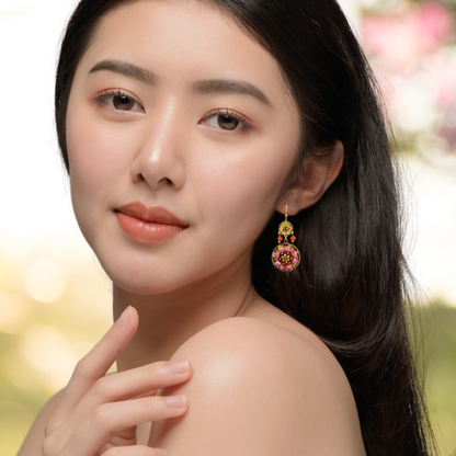 Zinnia with beads and bezel