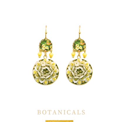 Zinnia with beads and bezel